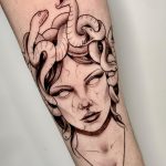 tatuaje medusa